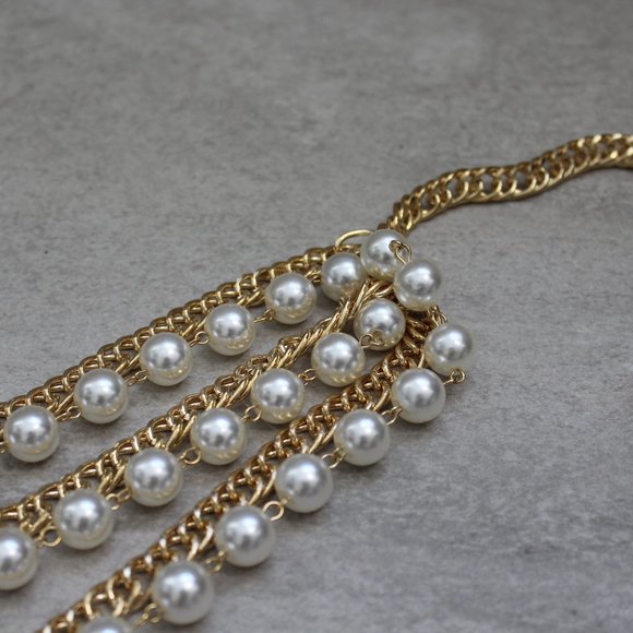 Oversized Layered Faux Pearl and Chain Belt - Picture 5 of 8